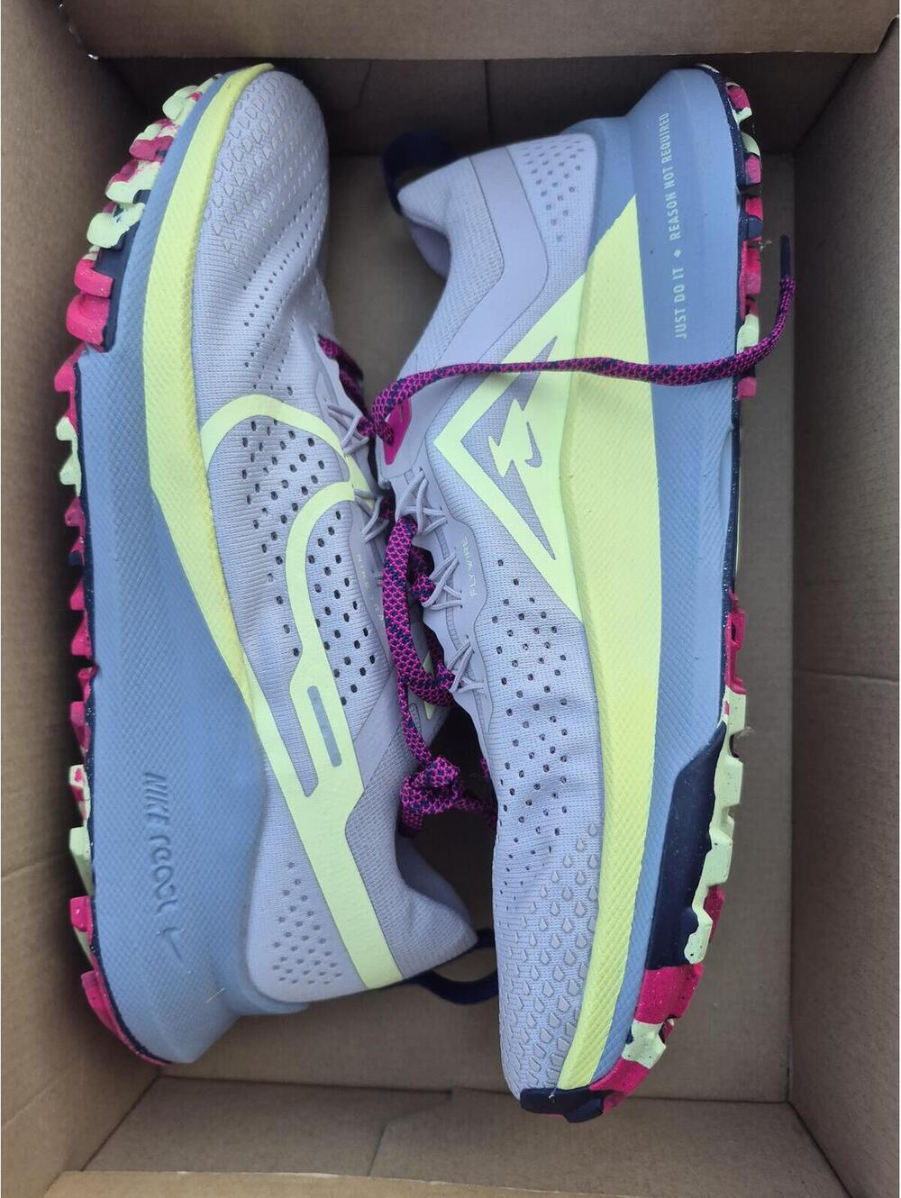 Nike Womens React Pegasus Trail 4 Size 10.5 Womens New
